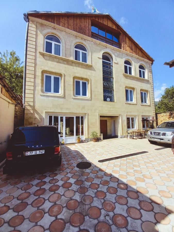 Apart Hotel Sayat-Nova Vanadzor Bagian luar foto